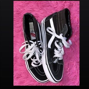 Classic Black and White Sk8 high vans